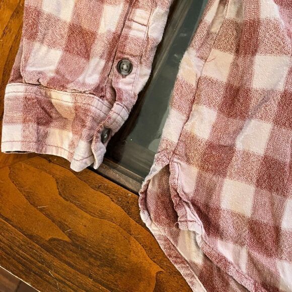 Universal Thread XXL Pinkโ& White Checkered Button Up TopโFlannel - Picture 8 of 12